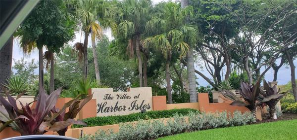The Villas At Harbor Isles, 4915 Tradewinds Ter, Fort Lauderdale, Florida 33312, image 1