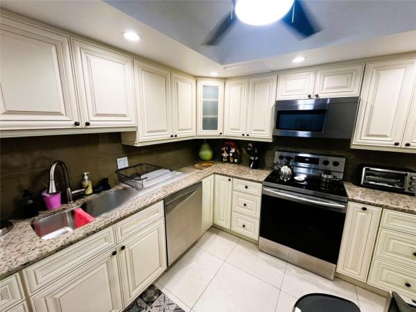 Playa Del Sol, 3500 Galt Ocean Dr #616, Fort Lauderdale, Florida 33308, image 3