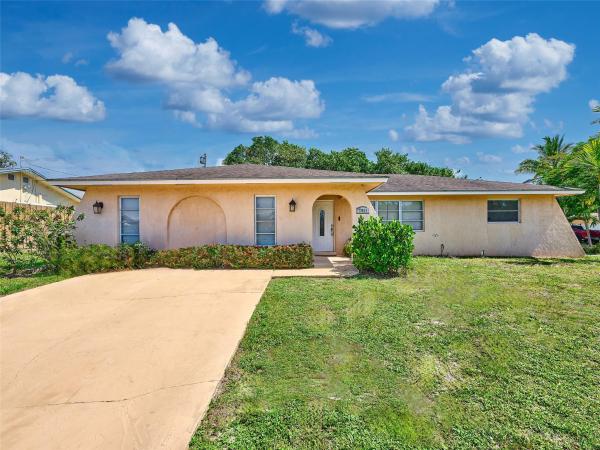 Lake Osborne Terrace, 2014 7th Ct, Lake Worth Beach, Florida 33461, image 1