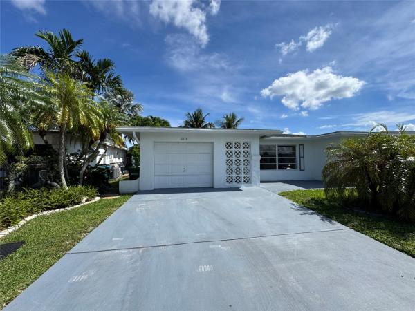 Paradise Gardens 2, 6875 NW 15th St, Margate, Florida 33063, image 1