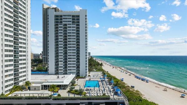 La Estates, 1890 S Ocean Dr #PH4, Hallandale Beach, Florida 33009, image 1