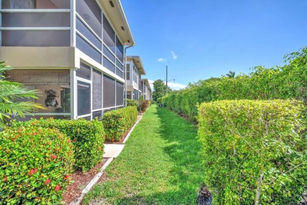Venetian Park Gardens, 2131 NE 42nd Ct #104E, Lighthouse Point, Florida 33064, image 1