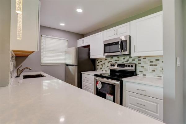 High Point, 185 N High Point Blvd, Boynton Beach, Florida 33435, image 1