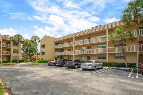 Bermuda Club, 5961 NW 61st Ave #301, Tamarac, Florida 33319, image 1