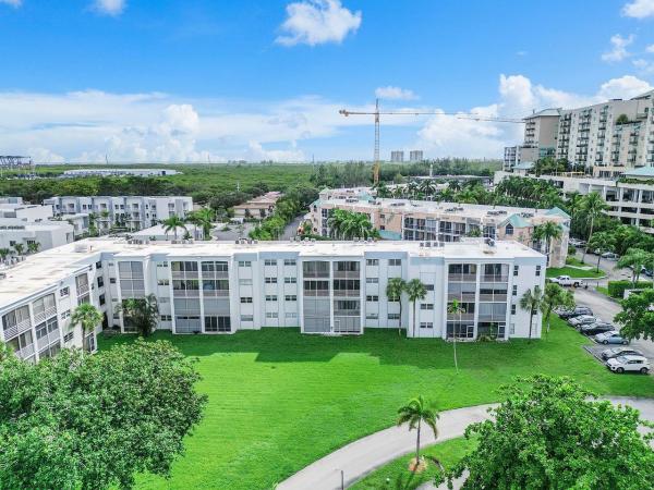Danians North, 608 NE 2nd St #241, Dania Beach, Florida 33004, image 1