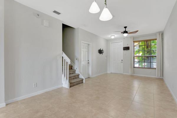 The Isles At Oakland Park, 3204 NW 33rd St, Oakland Park, Florida 33309, image 2