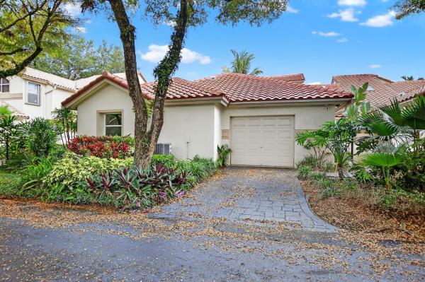 Majorca Townhomes At Town Place, 5237 Majorca Club Dr, Boca Raton, Florida 33486, image 1