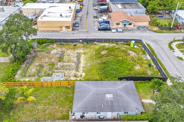 3210 NE 3rd Ave, Oakland Park, Florida 33334, image 1