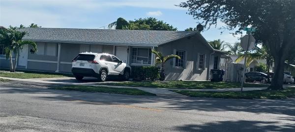 Hollywood Beach Gardens, 630 N 58th Ave, Hollywood, Florida 33021, image 1