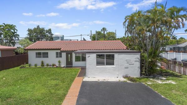 Orangebrook Golf Estates, 326 N 32nd Ave, Hollywood, Florida 33021, image 1