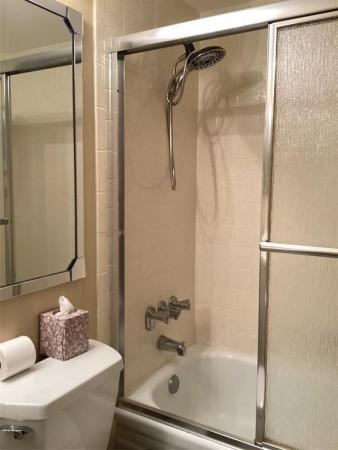 Pine Ridge South 4, 439 Pine Glen Ln #D-1, Greenacres, Florida 33463, image 3