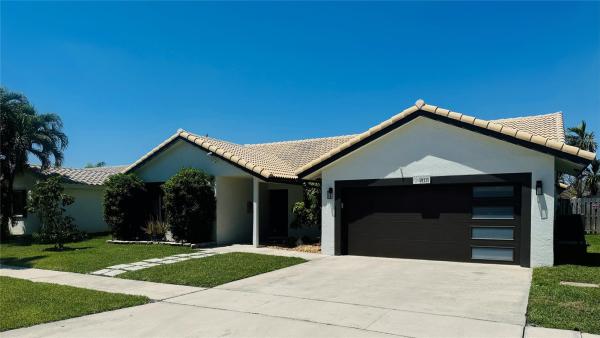 Parkwood Isle, 10111 SW 16th Ct, Davie, Florida 33324, image 1