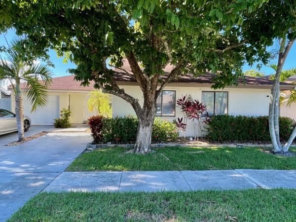 Country Landing 1 At Loggers Run, 11467 Clear Creek Pl, Boca Raton, Florida 33428, image 1