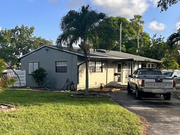 6852 SW 16th St, Pembroke Pines, Florida 33023, image 1