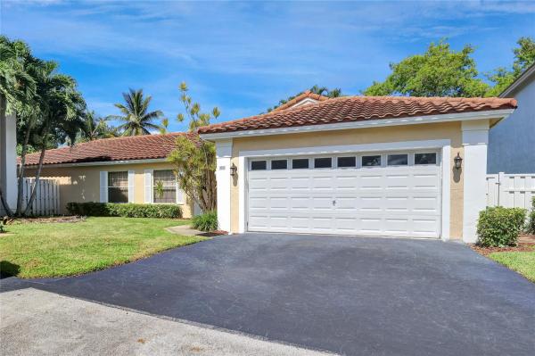 Quatraine At Jacaranda, 9532 NW 9th Ct, Plantation, Florida 33324, image 1