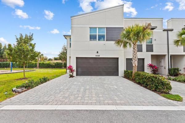 Enclave At Mangonia Park, 1616 Lindley St, Mangonia Park, Florida 33407, image 1