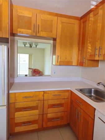 Oriole Golf & Tennis Club 1, 7847 Golf Circle Dr #307, Margate, Florida 33063, image 2