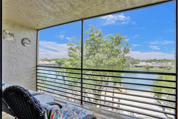 Colony Point, 1101 Colony Point Cir #403, Pembroke Pines, Florida 33026, image 1