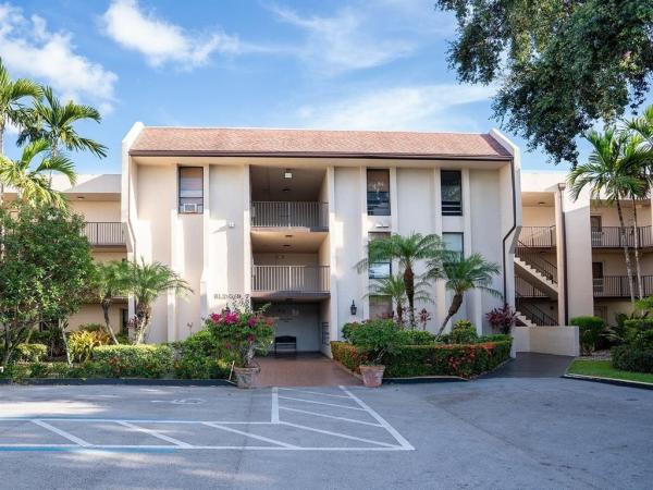 Concord Village, 7850 W Mcnab Rd #301, Tamarac, Florida 33321, image 2