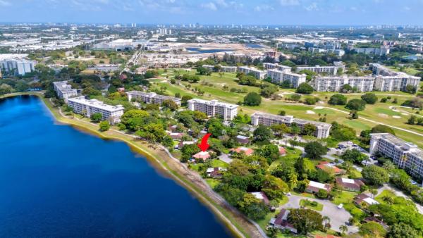 Villas At Palm-Aire, 2953 N Palm Aire Dr, Pompano Beach, Florida 33069, image 1