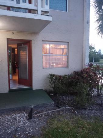 Las Vistas In Inverrary, 3521 Inverrary Dr #110, Lauderhill, Florida 33319, image 1