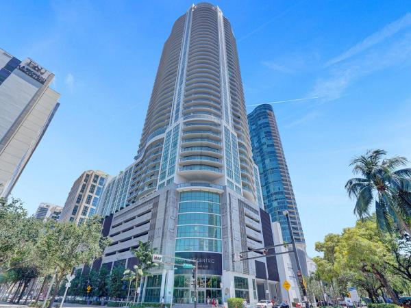 100 Las Olas, 100 E Las Olas Blvd #2701, Fort Lauderdale, Florida 33301, image 1