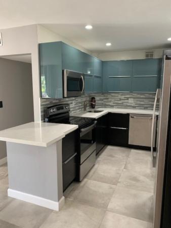 Manor Grove Village, 124 NE 19th Ct #204B, Wilton Manors, Florida 33305, image 1
