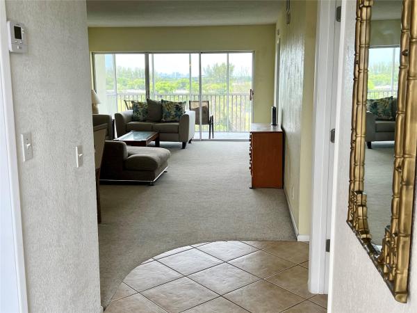 Palm-Aire Country Club 1, 3000 N Palm Aire Dr #603, Pompano Beach, Florida 33069, image 1