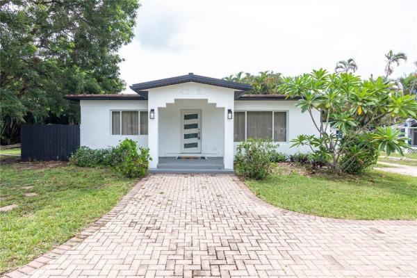 Broward Gardens, 4362 SW 52nd St, Dania Beach, Florida 33314, image 1