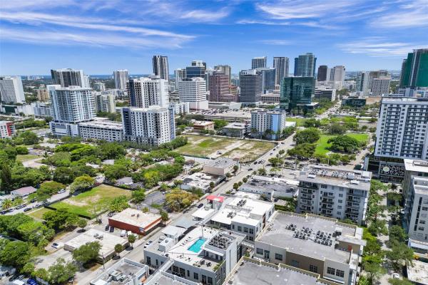 Avenue Lofts, 425 N Andrews Ave #303, Fort Lauderdale, Florida 33301, image 1