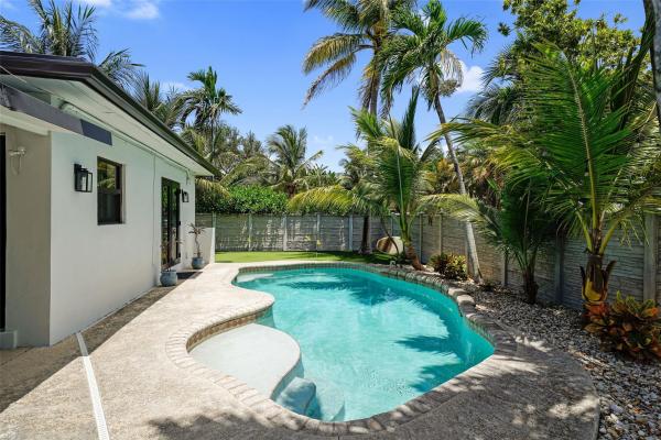 Island View, 1300 SW 9th Ave, Fort Lauderdale, Florida 33315, image 1