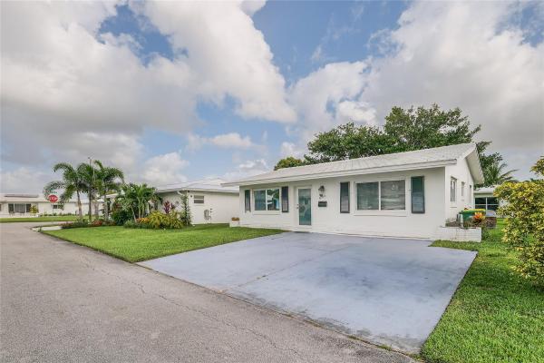 Faircrest 14, 6711 NW 72nd St, Tamarac, Florida 33321, image 1