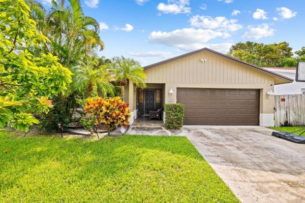 West Deerfield Beach, 350 SW 32nd Ave, Deerfield Beach, Florida 33442, image 1