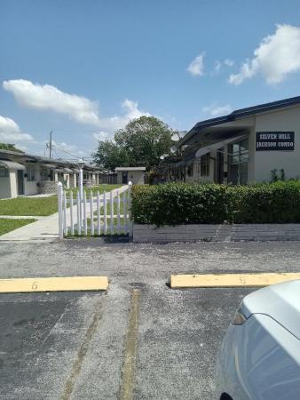 2901 Jackson St, Hollywood, Florida 33020, image 1
