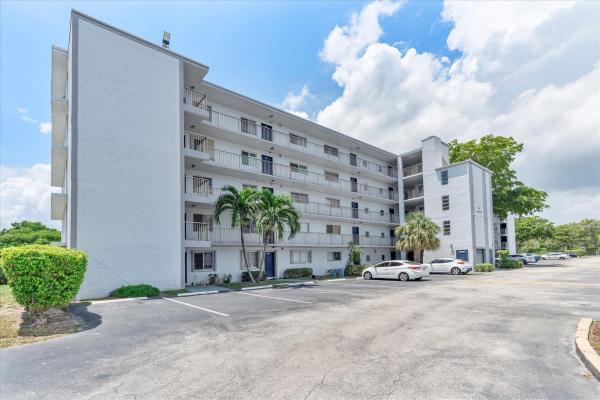 Lakeshore At University Park, 8610 N Sherman Cir #103, Miramar, Florida 33025, image 1