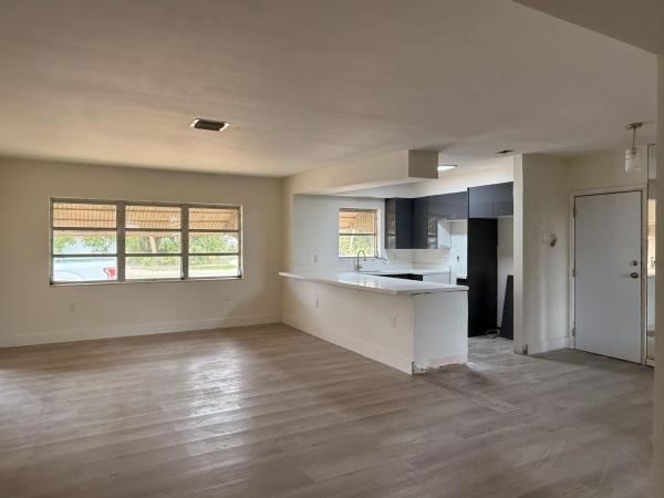 Kelsey City, 237 E Ilex Dr, Lake Park, Florida 33403, image 2