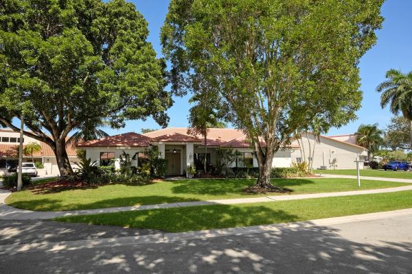Jacaranda Lakes, 1541 NW 101st Ave, Plantation, Florida 33322, image 1