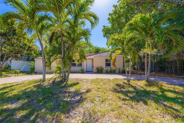 Valencia At Wilton Manors, 2420 NE 7th Ave, Wilton Manors, Florida 33305, image 1
