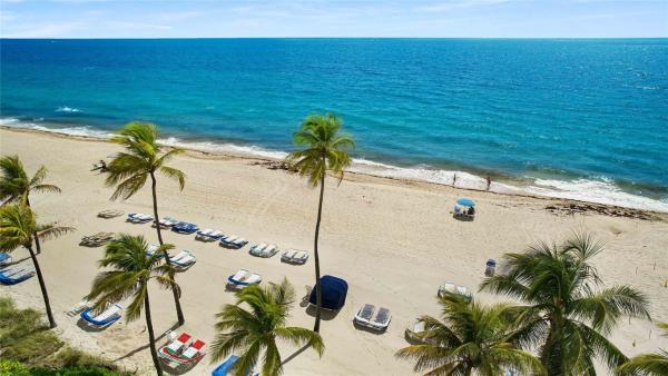 The Commodore, 3430 Galt Ocean Dr #607, Fort Lauderdale, Florida 33308, image 1