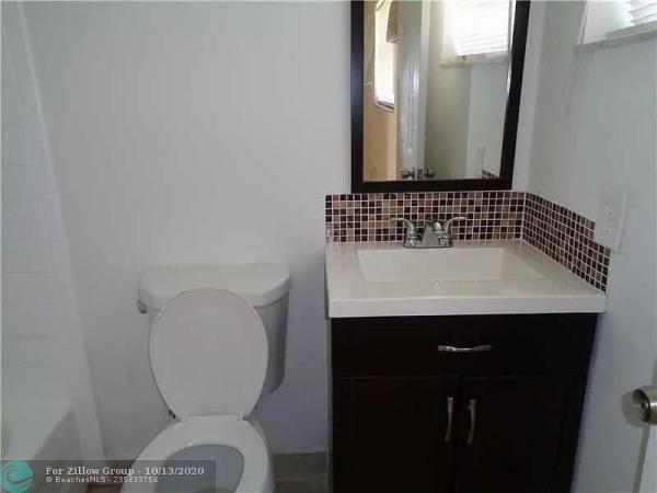 Courts At Oakland Park, 101 NE 41st St #123H, Oakland Park, Florida 33334, image 2