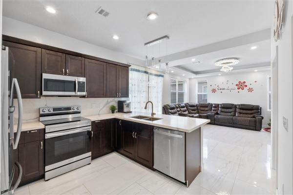 The Estates At Oak Hamlet, 10739 Oak Bend Way, Wellington, Florida 33414, image 1