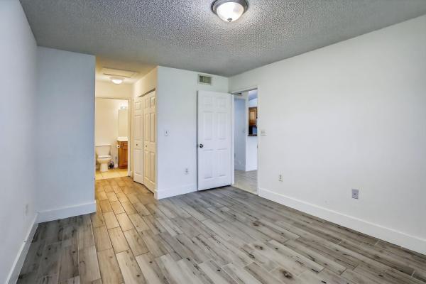 Villas De Venezia, 9953 Nob Hill Ct, Sunrise, Florida 33351, image 3