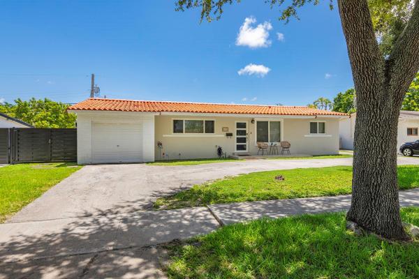 4875 SW 92nd Ave, Miami, Florida 33165, image 1