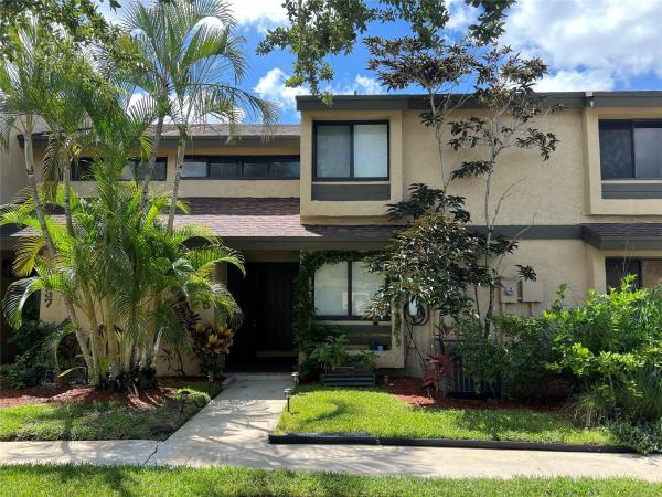 Gingerwood Place, 8735 Cleary Blvd, Plantation, Florida 33324, image 1