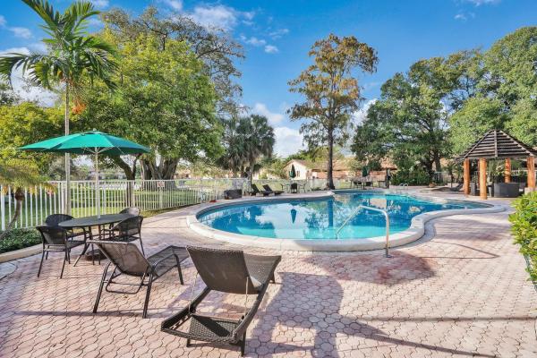 Pines West, 3060 S Oakland Forest Dr #1105, Oakland Park, Florida 33309, image 1