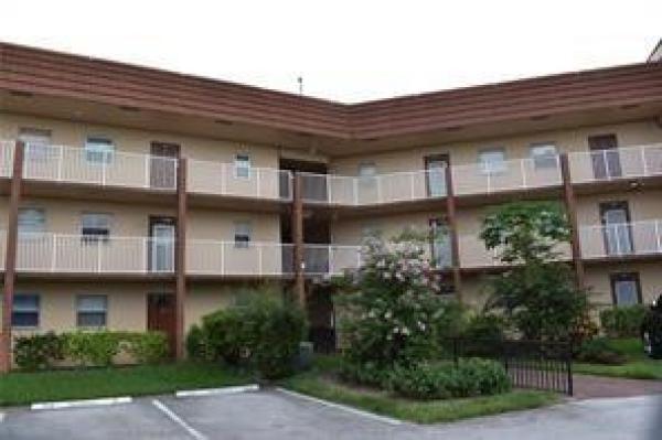 Sunrise Lakes 3, 9001 Sunrise Lakes Blvd #201, Sunrise, Florida 33322, image 1