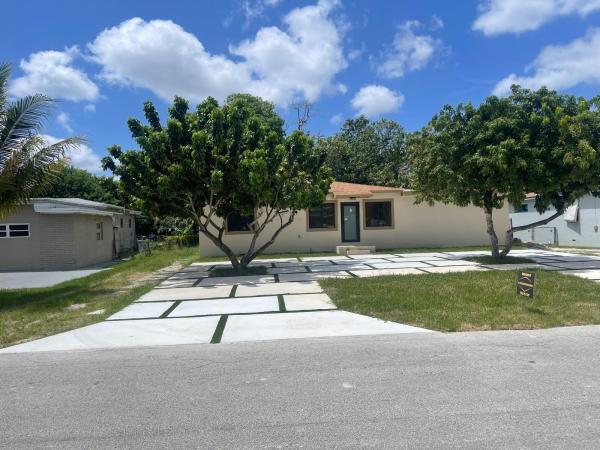 270 NW 147th St, Miami, Florida 33168, image 1