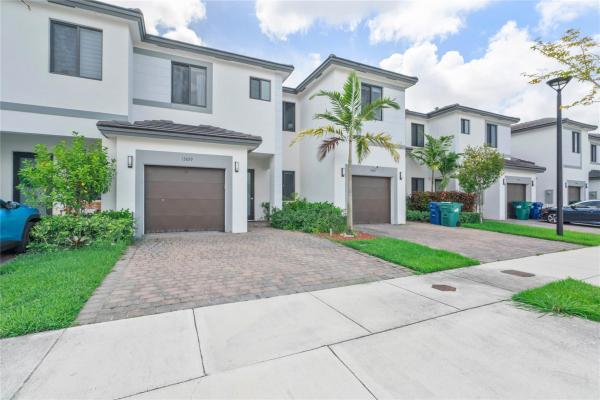 13659 SW 157th Ct, Miami, Florida 33196, image 1