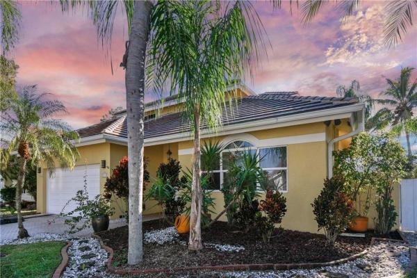 Chapel Pointe, 541 NW 205th Ave, Pembroke Pines, Florida 33029, image 1