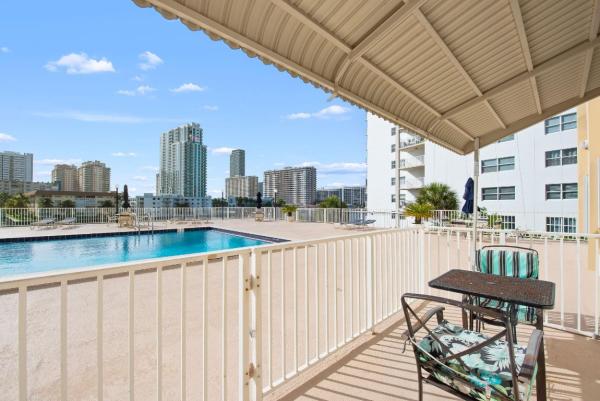 Golden Sails, 111 Golden Isles Dr #B2, Hallandale Beach, Florida 33009, image 1